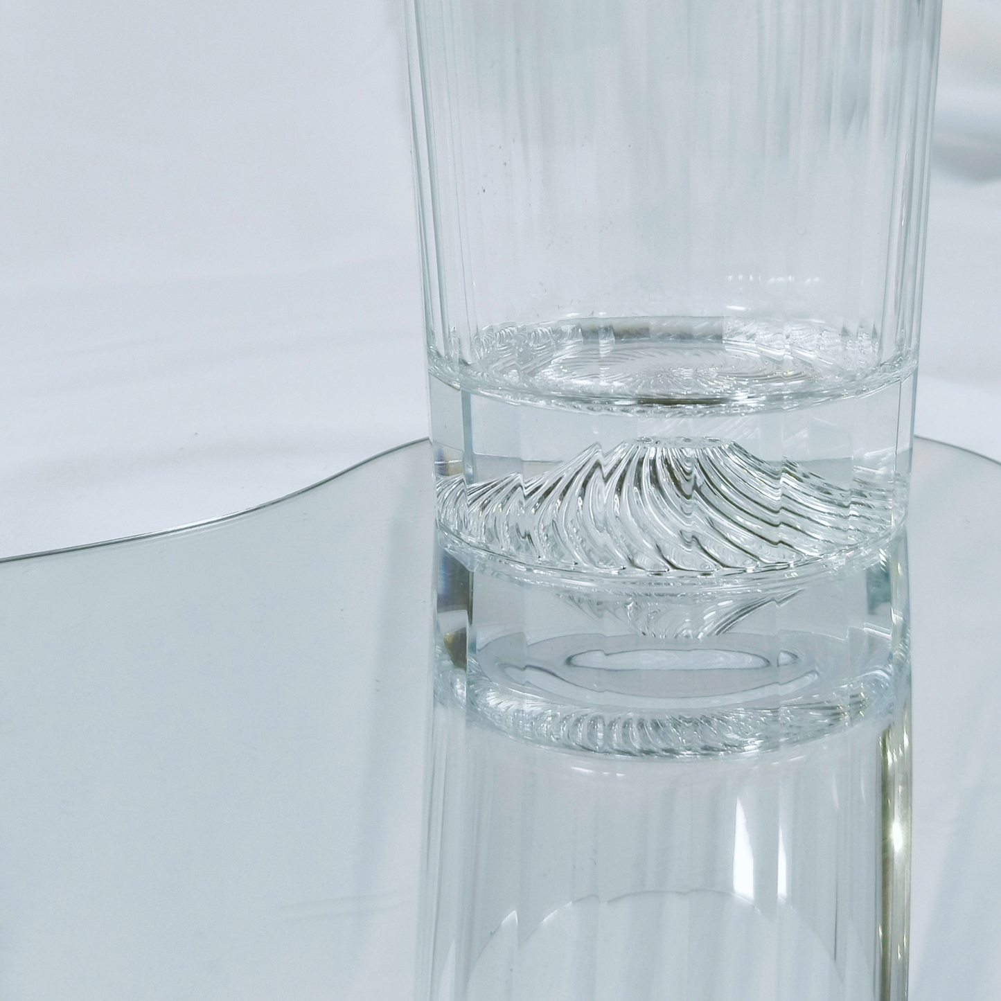Iceberg Design Whiskey Glass Bottom Raised Ice Mountain Rock Whisky Glass